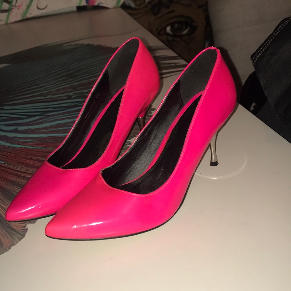 NEON PINK HEELS